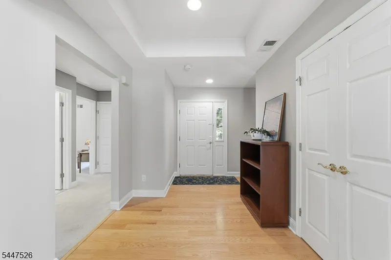 47 Hedge Row Rd Plainsboro, NJ 08540