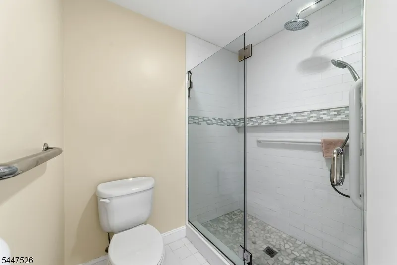 47 Hedge Row Rd Plainsboro, NJ 08540
