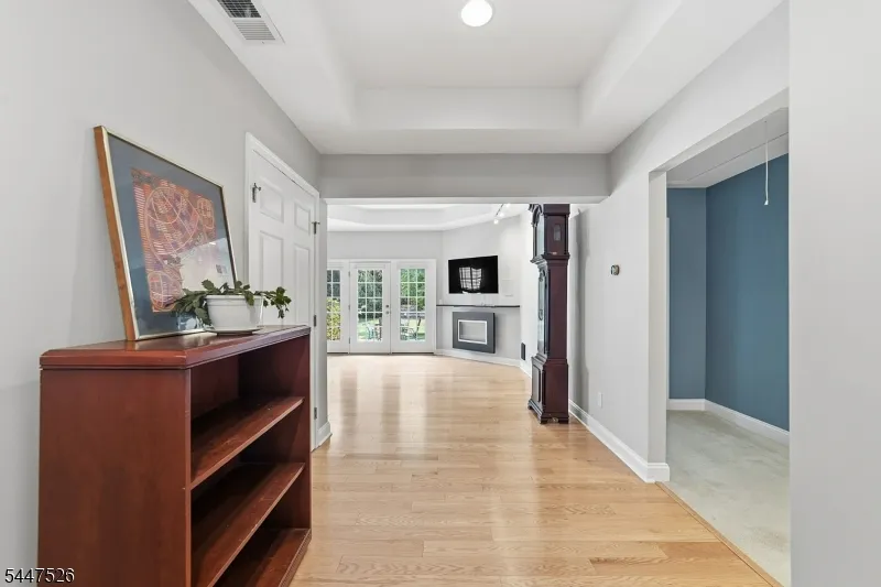 47 Hedge Row Rd Plainsboro, NJ 08540