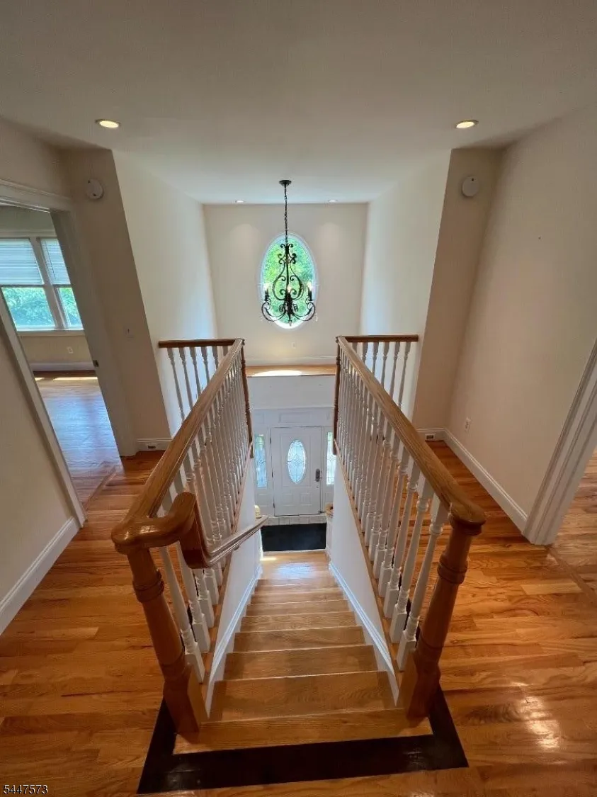41 Circle Dr Paramus, NJ 07652