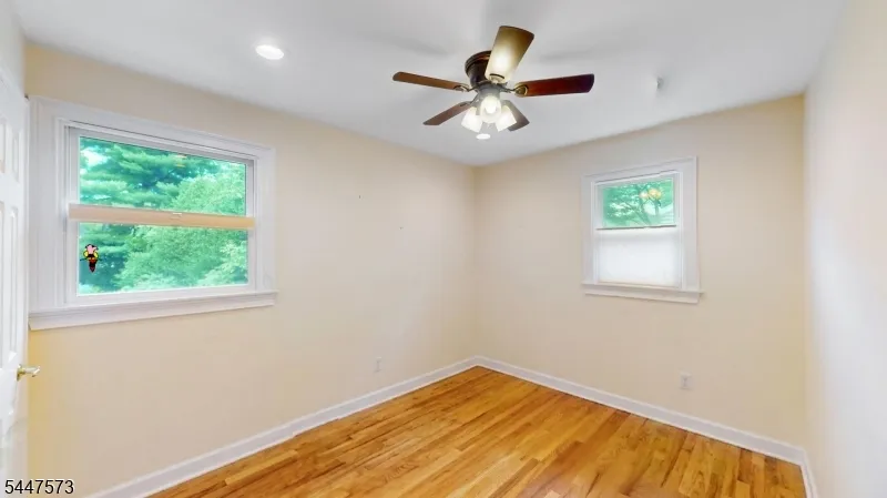 41 Circle Dr Paramus, NJ 07652