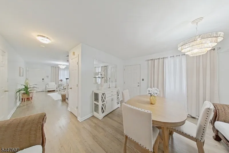 337 18Th Ave Newark City, NJ 07108