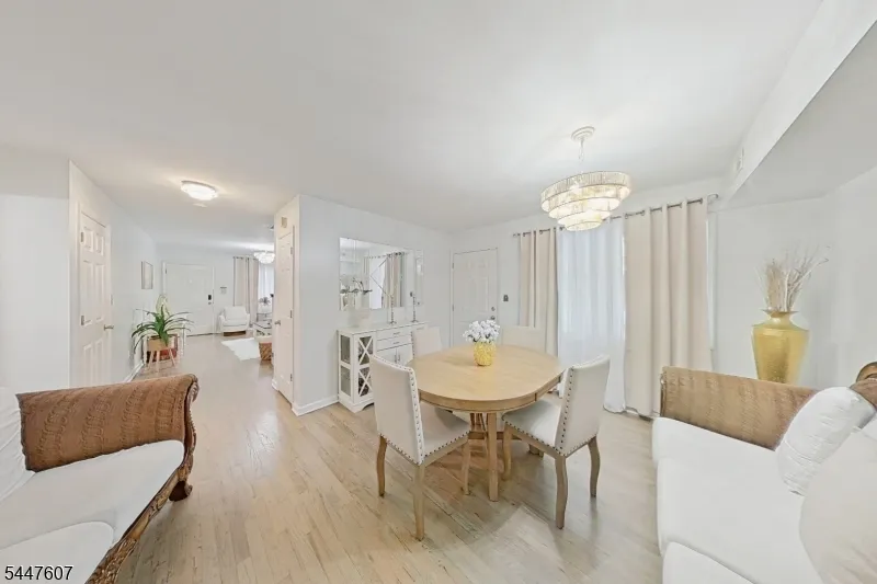 337 18Th Ave Newark City, NJ 07108