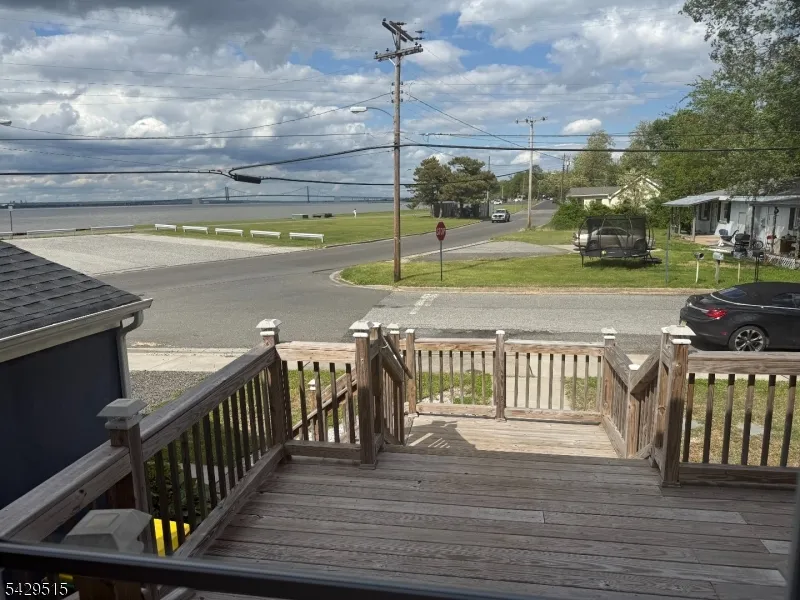161 Harvard Rd Pennsville, NJ 08070