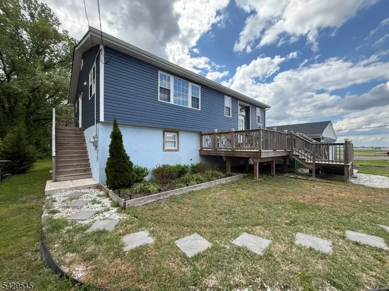 161 Harvard Rd Pennsville, NJ 08070