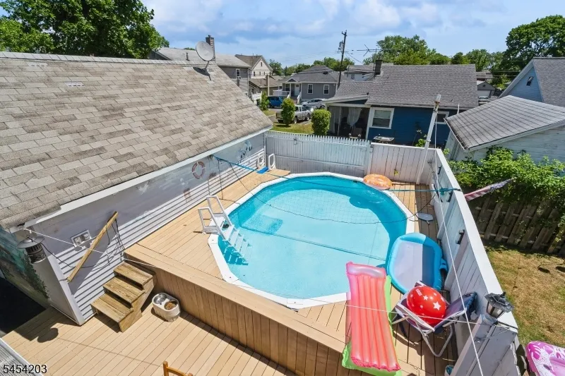 148 Mckinley Ave Old Bridge, NJ 08879
