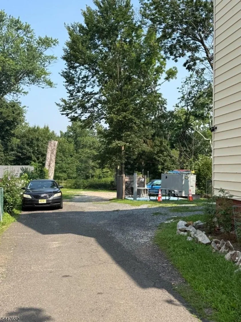 736 W Front St Plainfield City, NJ 07060