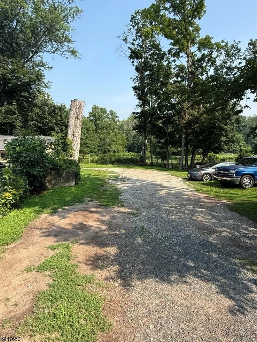 736 W Front St Plainfield City, NJ 07060