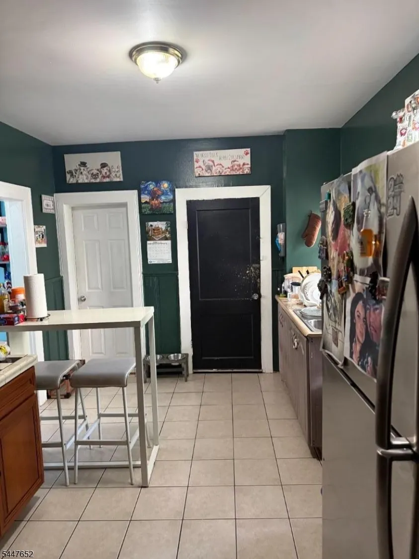 736 W Front St Plainfield City, NJ 07060