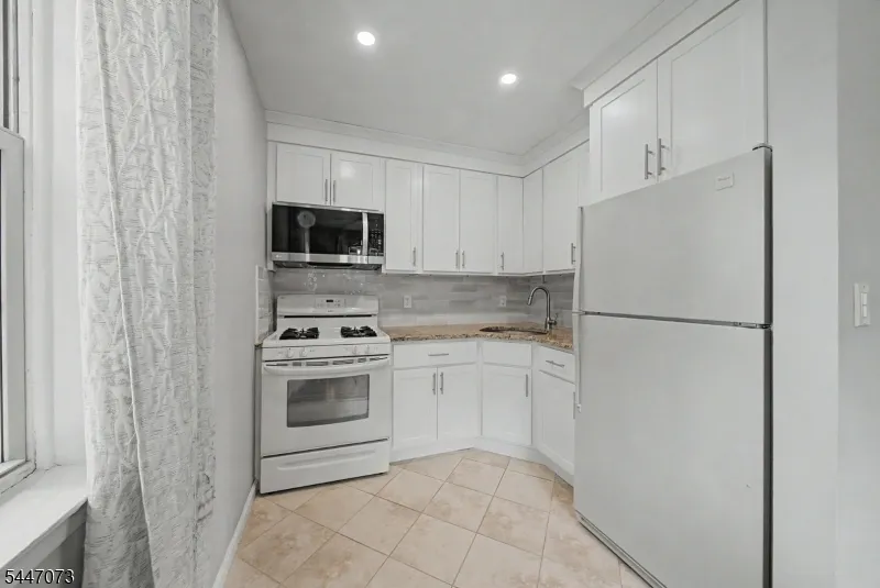 19 Savage Rd A7 #7 Unit 7 Denville, NJ 07834