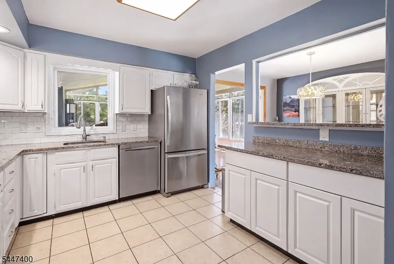38 Brunswick Dr Howell, NJ 07731