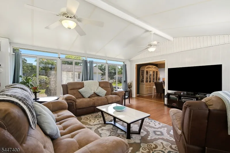 38 Brunswick Dr Howell, NJ 07731