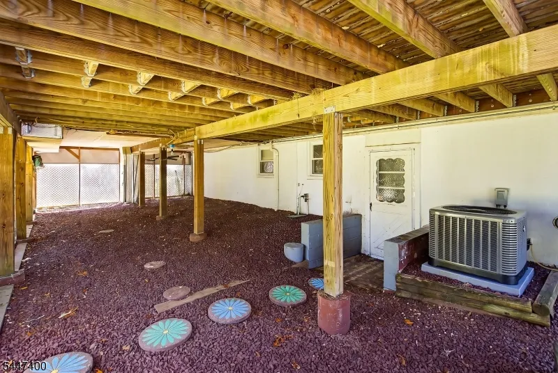 38 Brunswick Dr Howell, NJ 07731