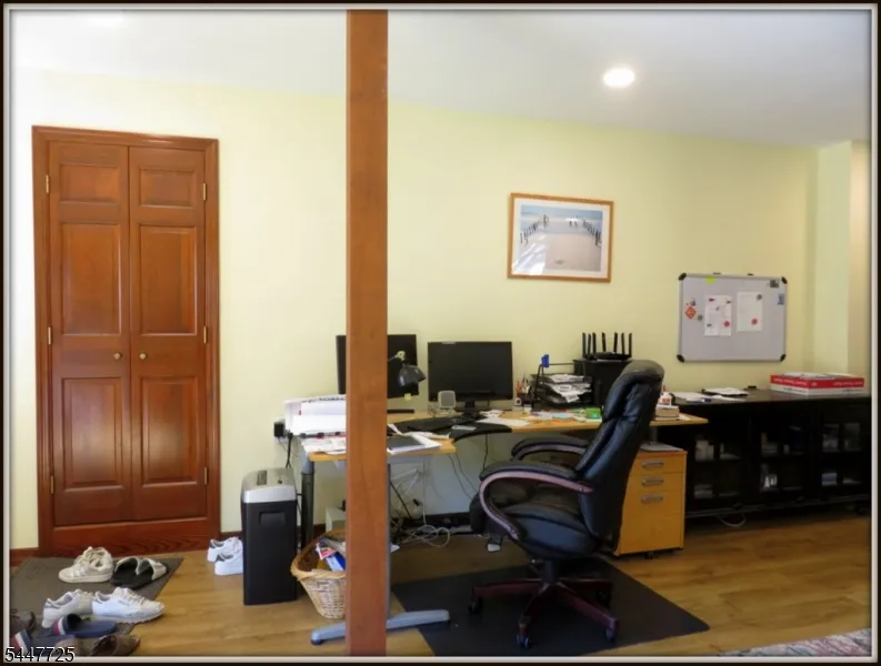 903 Dove Island Rd Stillwater, NJ 07860