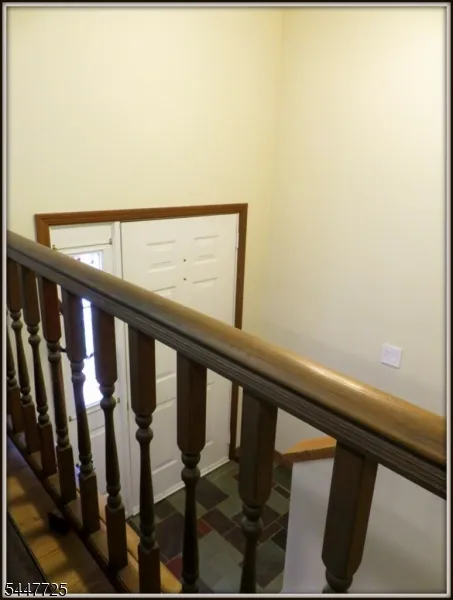 903 Dove Island Rd Stillwater, NJ 07860