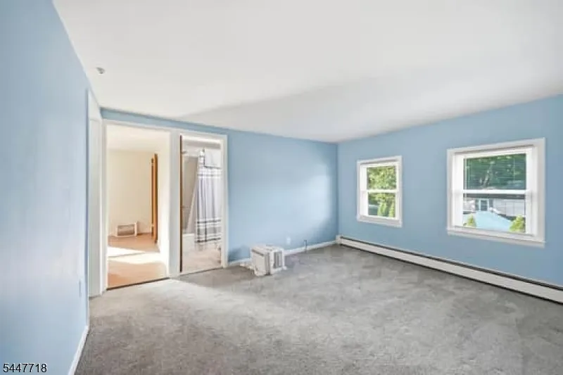 309 Erie Ave Midland Park, NJ 07432