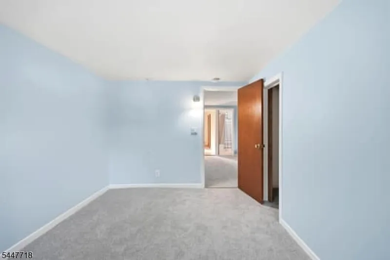 309 Erie Ave Midland Park, NJ 07432