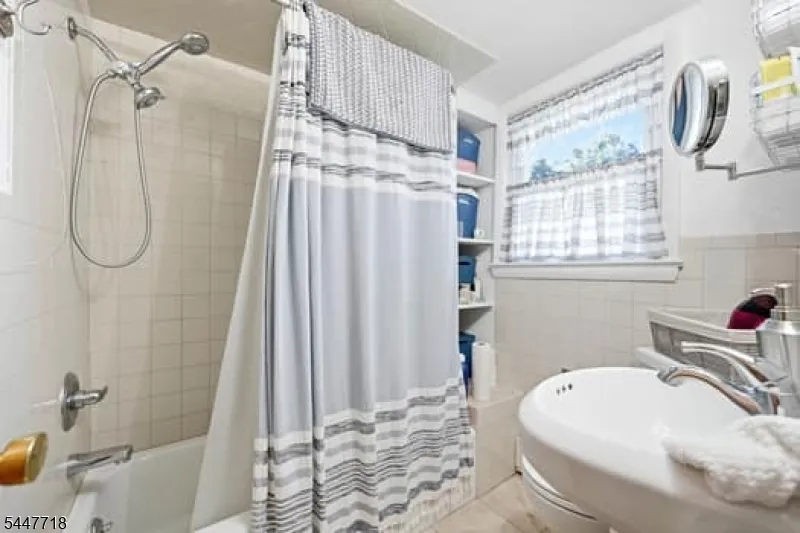 309 Erie Ave Midland Park, NJ 07432