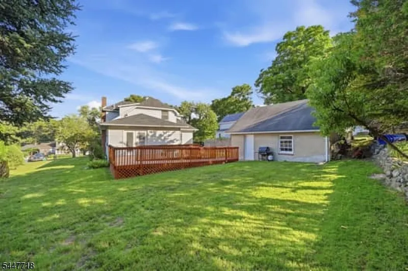 309 Erie Ave Midland Park, NJ 07432