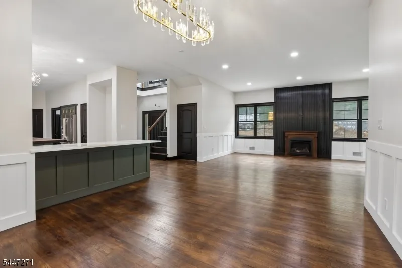 49 Northwood Rd Hopatcong, NJ 07849