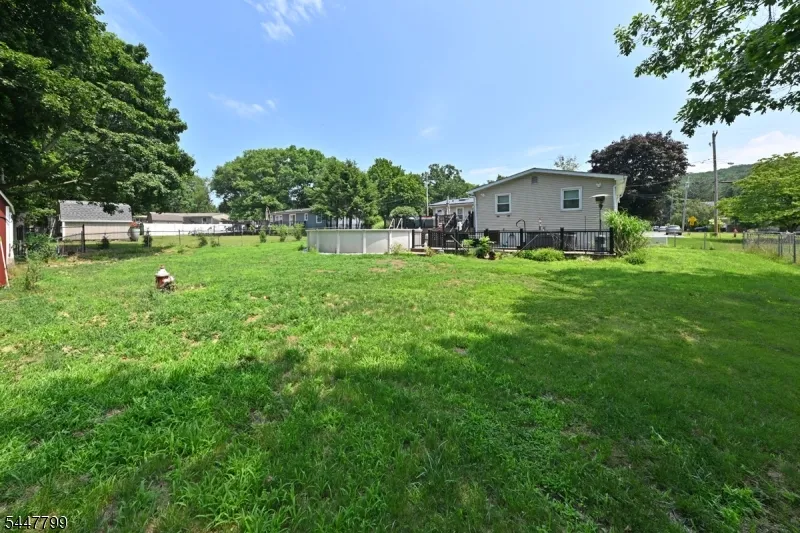 58 Grove St Wanaque, NJ 07465