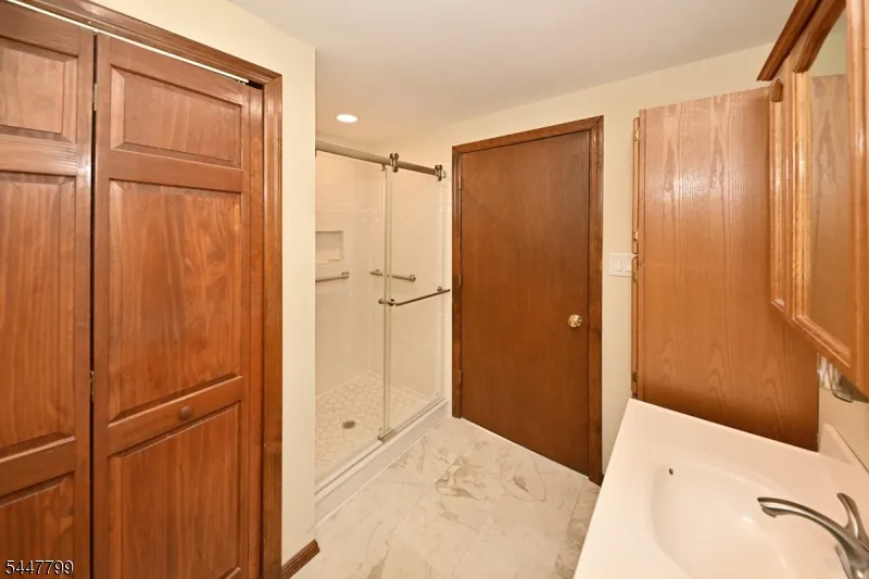 58 Grove St Wanaque, NJ 07465