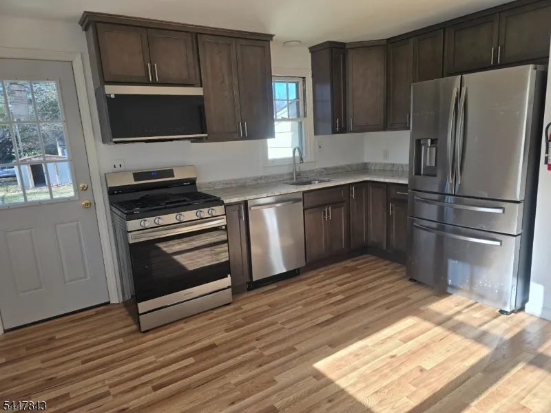 1712 Kenyon Ave South Plainfield, NJ 07080