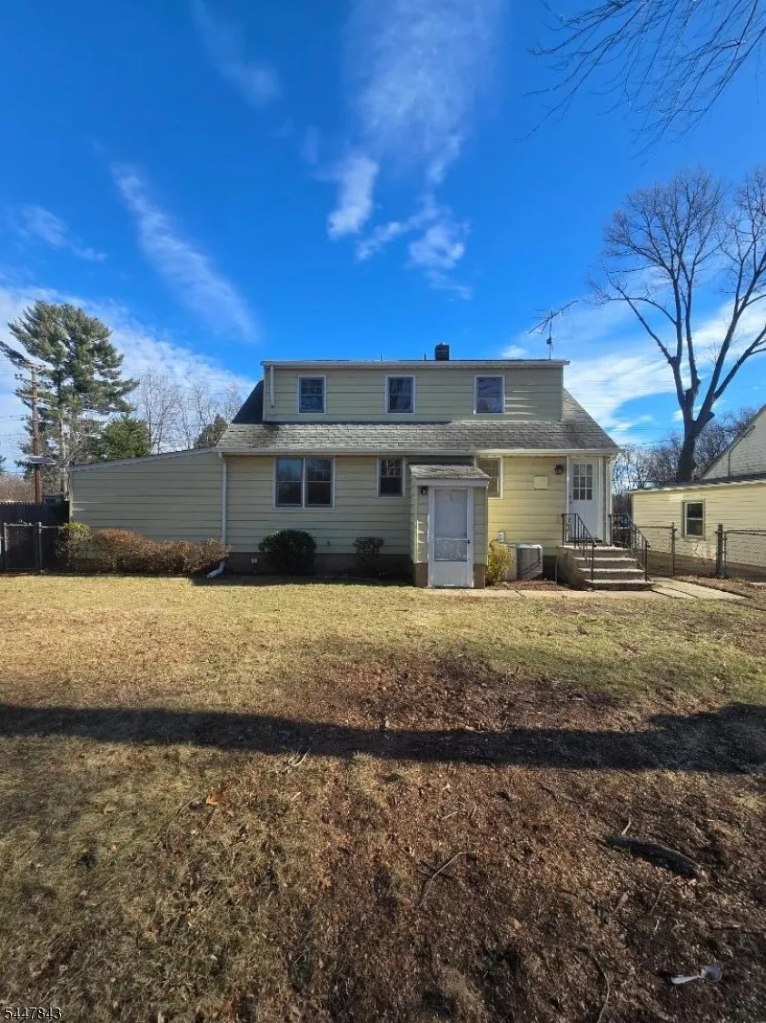 1712 Kenyon Ave South Plainfield, NJ 07080