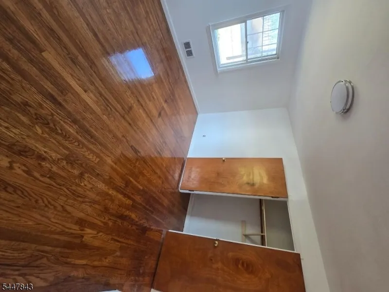1712 Kenyon Ave South Plainfield, NJ 07080