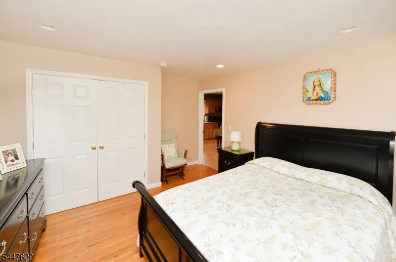 120 Corabelle Ave Lodi, NJ 07644