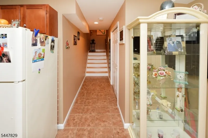 120 Corabelle Ave Lodi, NJ 07644