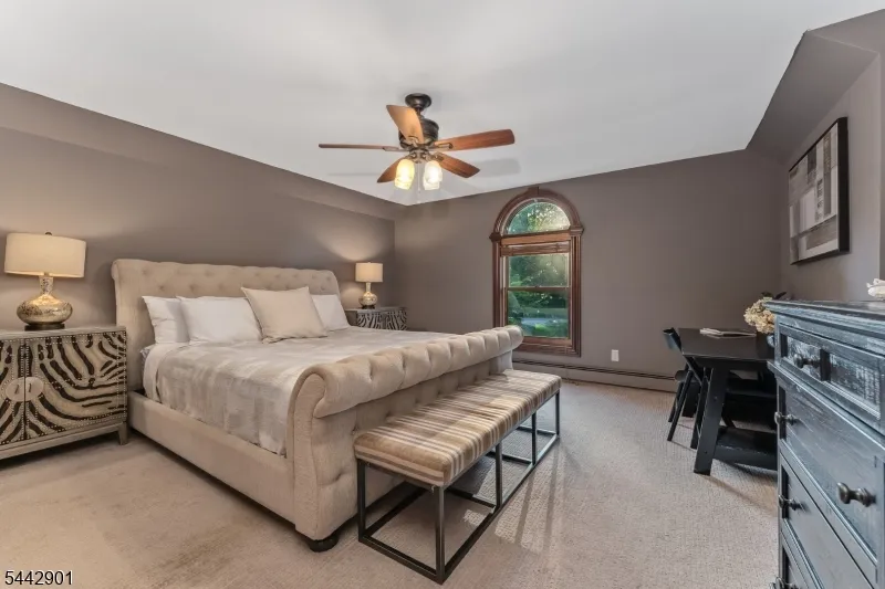 25 Wilshire Dr Sparta, NJ 07871
