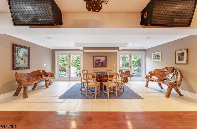 25 Wilshire Dr Sparta, NJ 07871