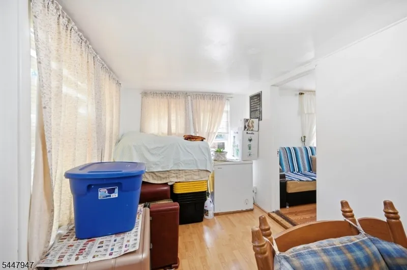 69 Linda Vista Ave North Haledon, NJ 07508