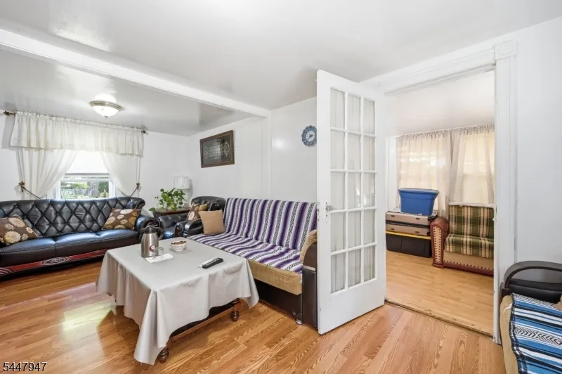 69 Linda Vista Ave North Haledon, NJ 07508