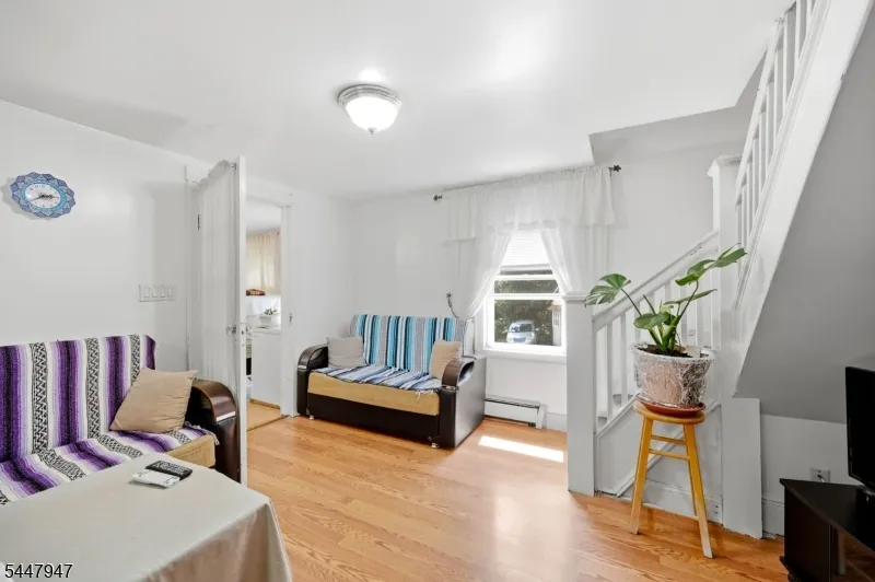 69 Linda Vista Ave North Haledon, NJ 07508