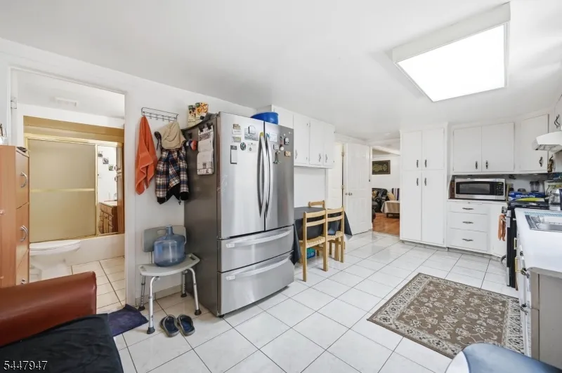 69 Linda Vista Ave North Haledon, NJ 07508
