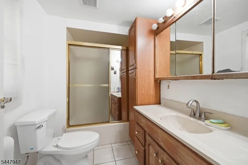 69 Linda Vista Ave North Haledon, NJ 07508