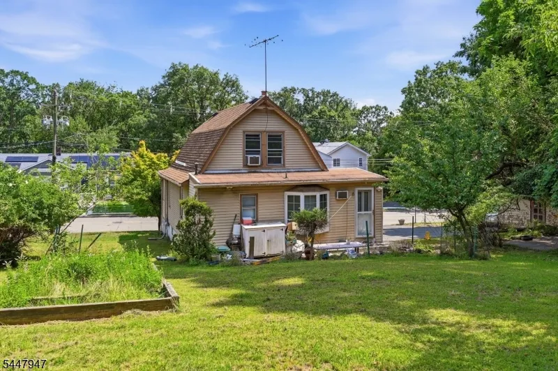 69 Linda Vista Ave North Haledon, NJ 07508