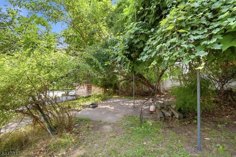 69 Linda Vista Ave North Haledon, NJ 07508