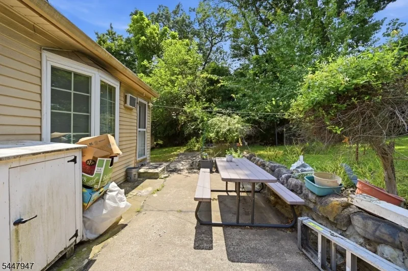 69 Linda Vista Ave North Haledon, NJ 07508
