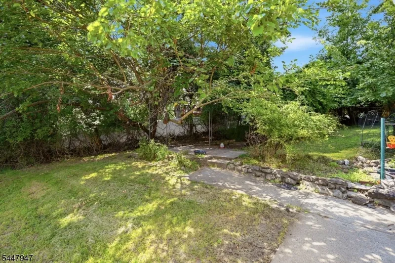 69 Linda Vista Ave North Haledon, NJ 07508