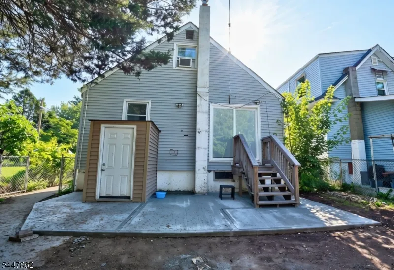 20 Suydam Ave Edison, NJ 08817