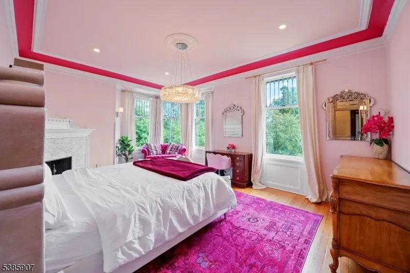 30 N Mountain Ave Montclair, NJ 07042