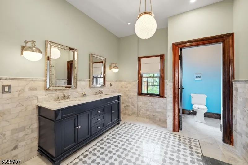 30 N Mountain Ave Montclair, NJ 07042