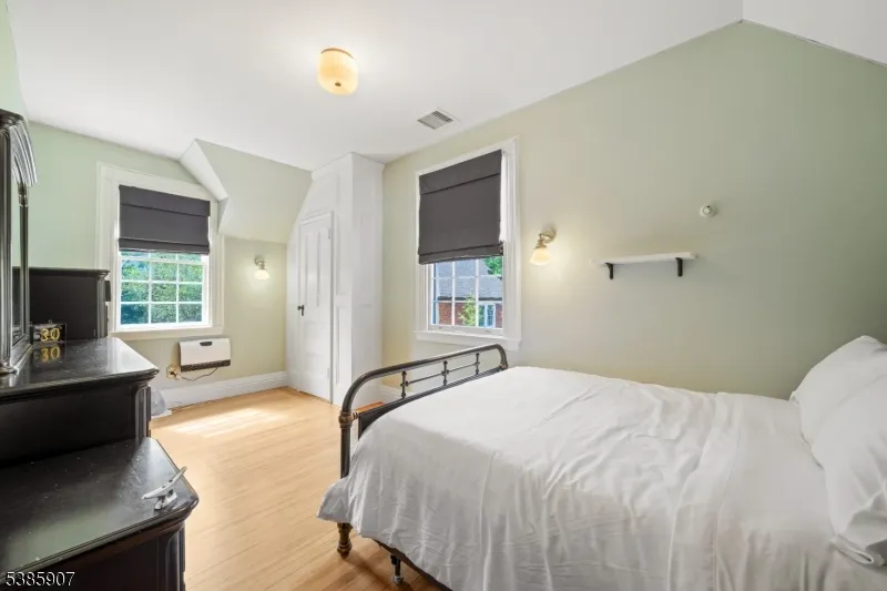 30 N Mountain Ave Montclair, NJ 07042