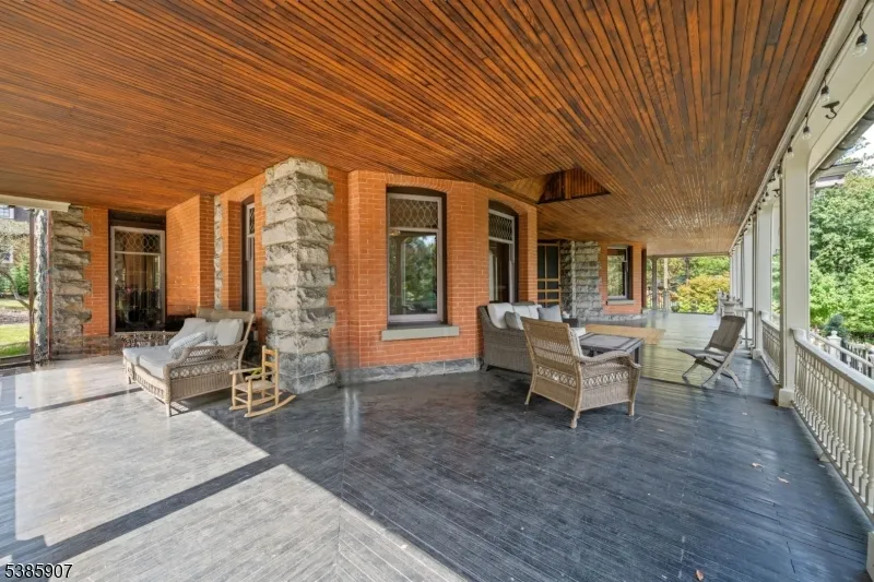 30 N Mountain Ave Montclair, NJ 07042