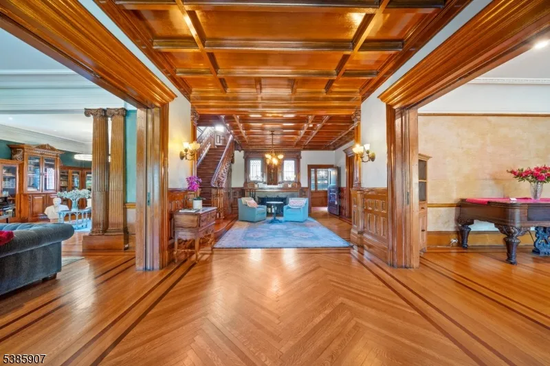 30 N Mountain Ave Montclair, NJ 07042