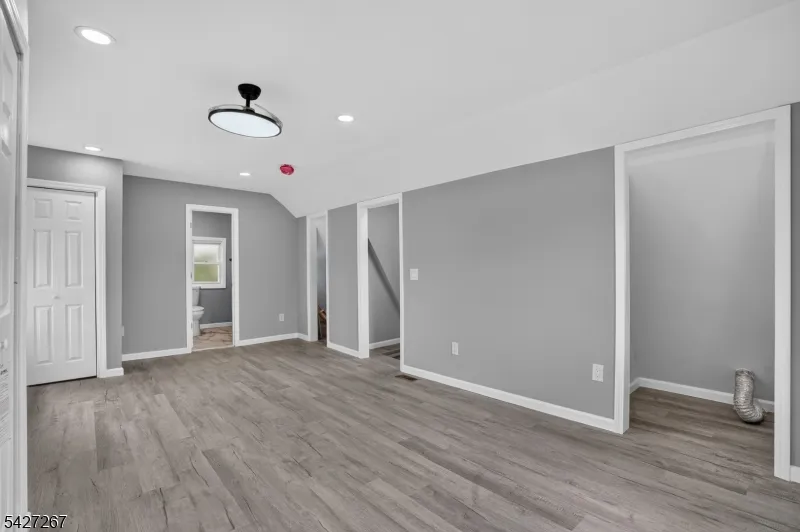 33 Race St Bloomfield, NJ 07003