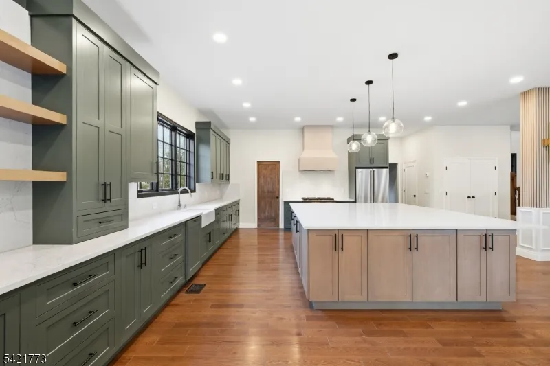 803 Marshall Rd River Vale, NJ 07675